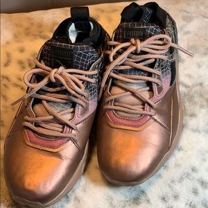 Puma Trimonic athletic shoes - size 7.5